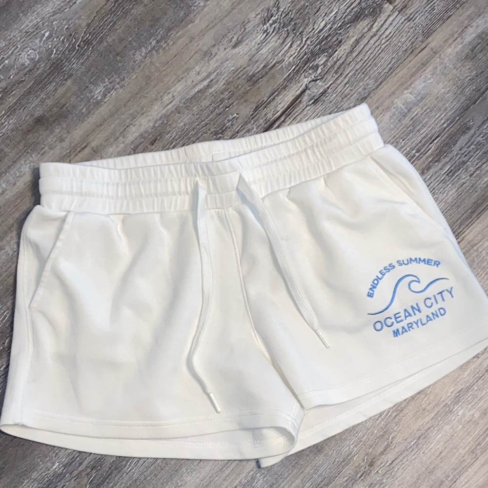 NWOT OCEAN CITY Shorts SUNSATIONS Vacation Beach Stretch Soft M